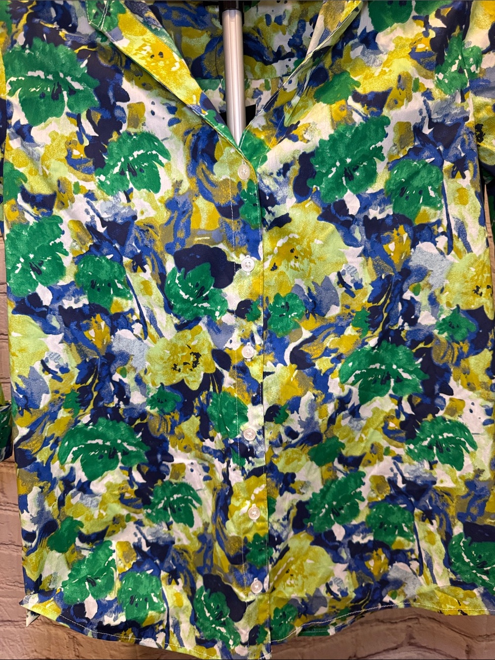 Jones New York Floral Button-Front Shirt in Green, Blue & Yellow - Picture 2 of 7
